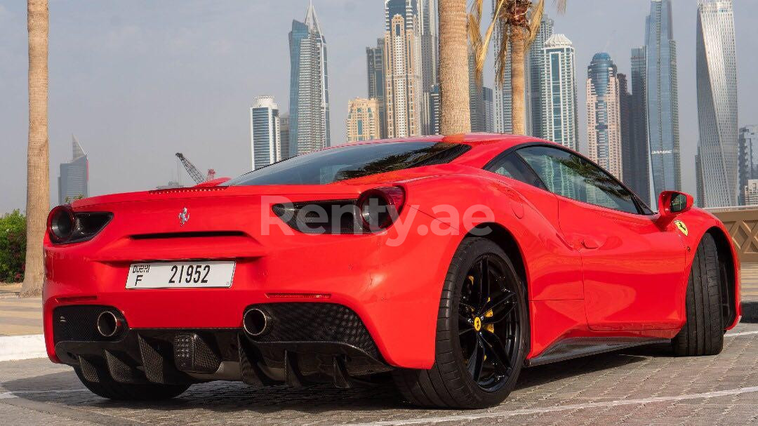 Discover Dubai with Ferrari Rental: Advice